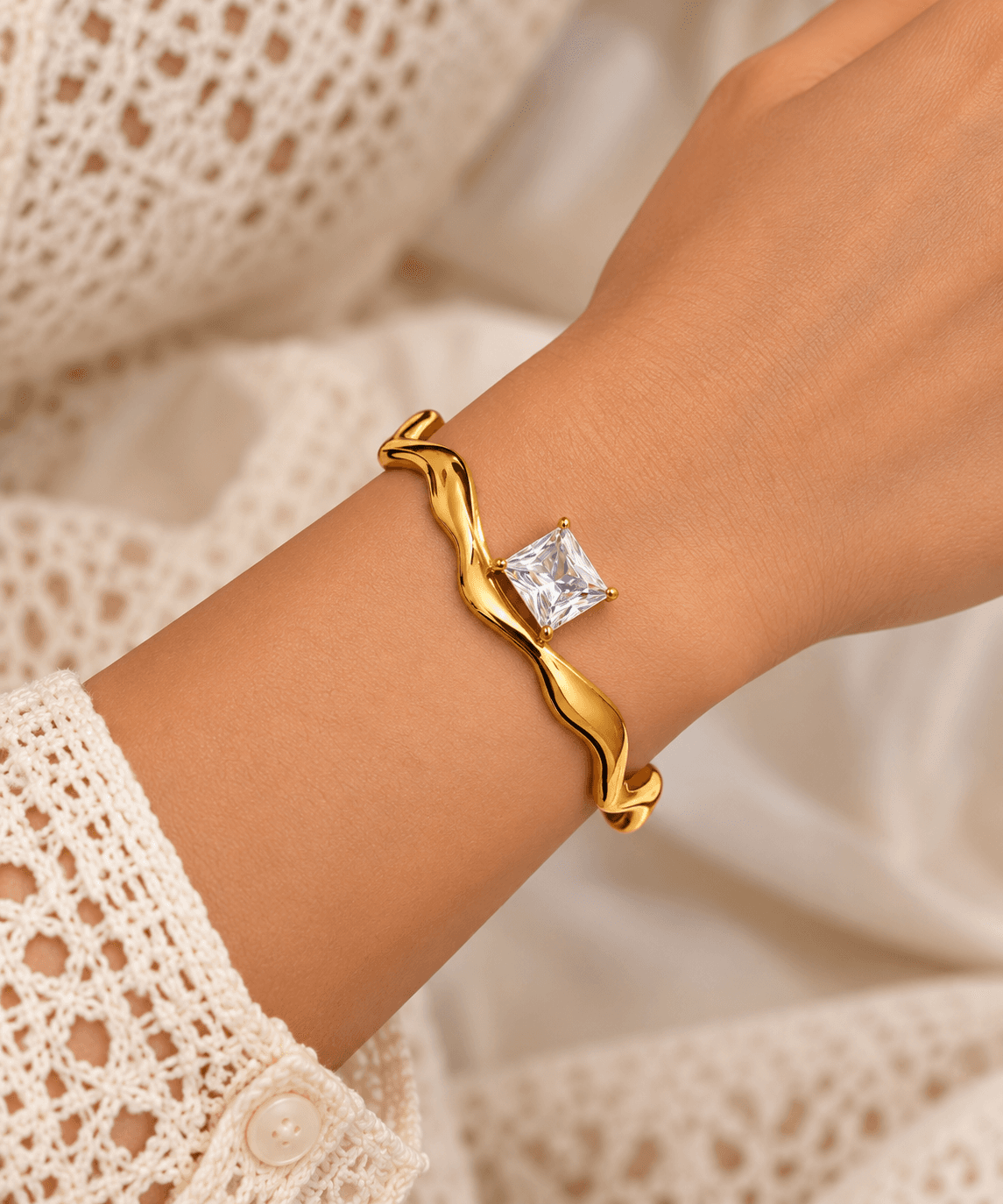 LAX_Crystal Wave Bracelet for Women - Image 1