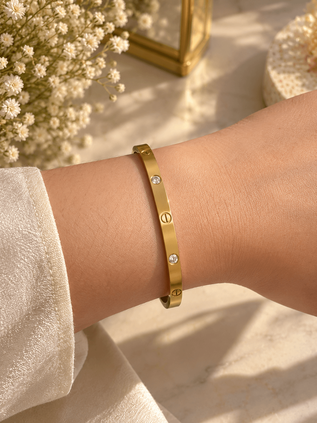 LAX_Crystal Screw Cuff Bracelet for Women - Image 1