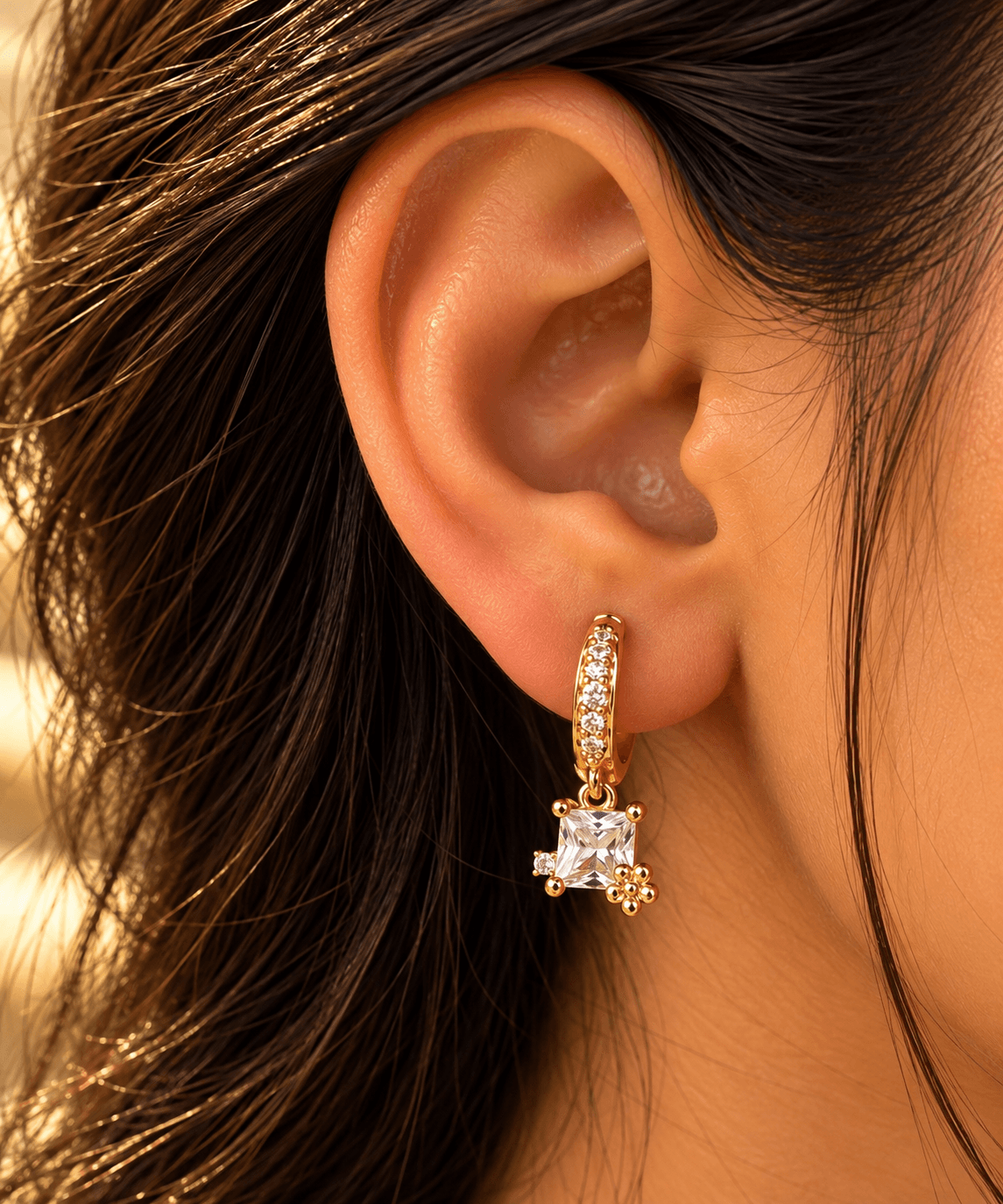 LAX_ Petal Spark Huggie Earring ✨ - Image 1