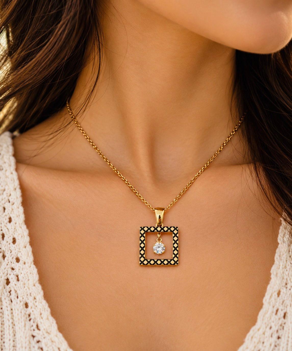 LAX_Lattice Glow Pendant Necklace for Women - Image 1