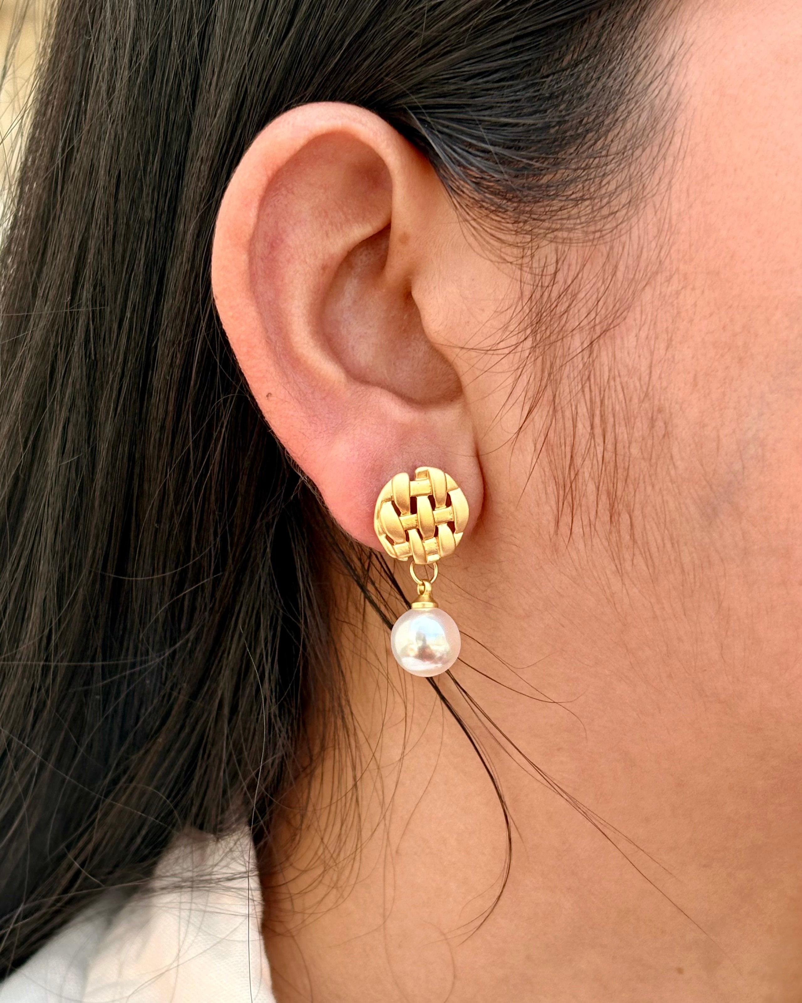 LAX_Pearl Weave Drop Earrings for Women - Image 1